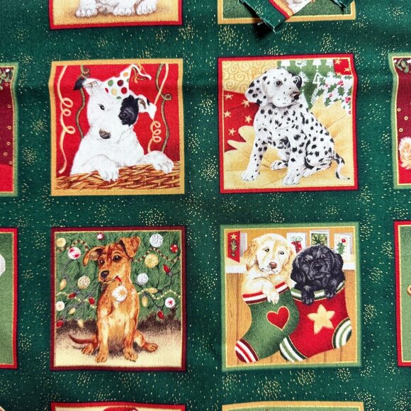 Vintage Puppies Christmas Labels Cotton Fabric - 2 yds by Makower UK - New - Picture 3 of 5
